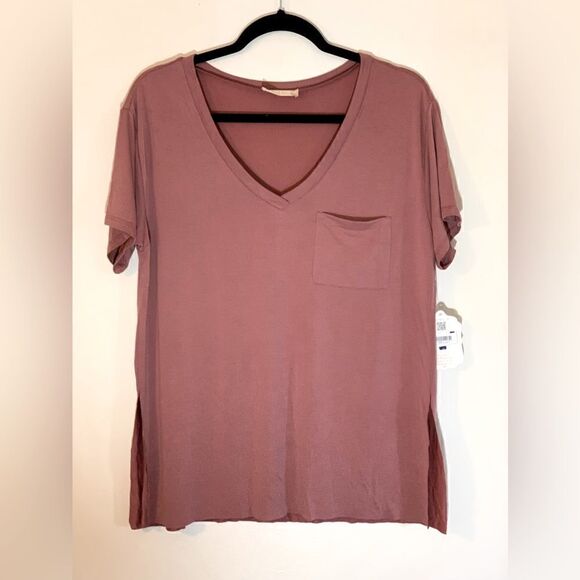Altar’d State V-Neck Top color tawny port Side Slits Short Sleeves Sz Small NWT - Picture 1 of 7